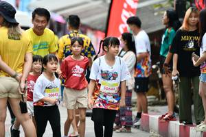 BIB: 50645, 50644
                            <button type="button" onclick="openModal(21897728)" class="btn btn-primary btn-sm float-right btn-popup" data-toggle="modal" data-target=".modal-high-quality">
                        <i class="fas fa-shopping-cart"></i> Add to Cart
                    </button>
                                            <button type="button" onclick="isThisMe(21897728, true)" class="btn btn-success btn-sm float-right btn-popup btn-isme hidden" data-toggle="tooltip" data-placement="bottom" title="นี่คือรูปของคุณใช่ไหม คลิกที่นี่เพื่อเอาเข้าอัลบั้ม">
                        <i class="fas fa-plus"></i> Add to album
                    </button>
                    <button type="button" onclick="isThisMe(21897728, false)" class="btn btn-warning btn-sm float-right btn-popup btn-isnotme hidden">
                        <i class="fas fa-ban"></i> Remove from album
                    </button>